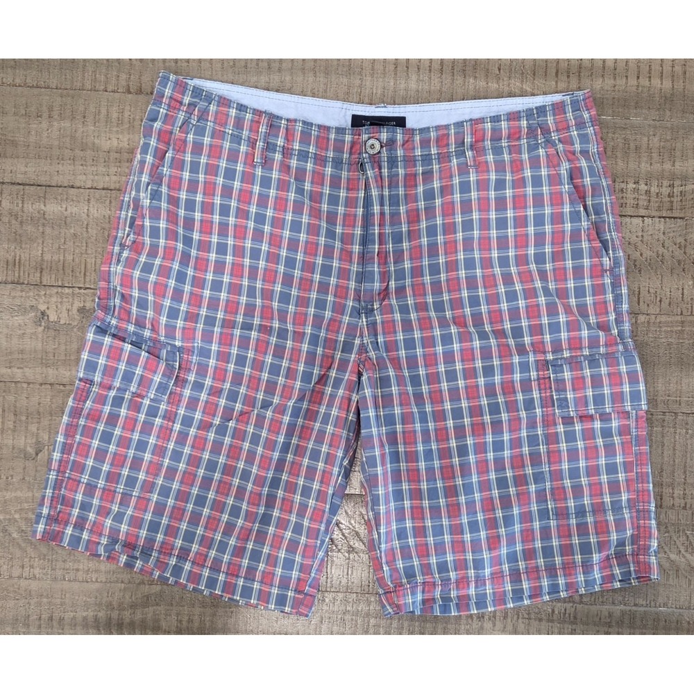 Mens Tommy Hilfiger Cargo Shorts with Red, White, & Blue Plaid Pattern Size 40